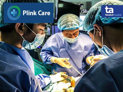 phẫu thuật trong phòng mổ vô trùng tại PlinkCare