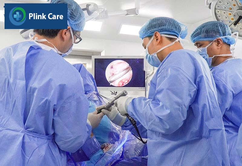 phẫu thuật điều trị đau vai