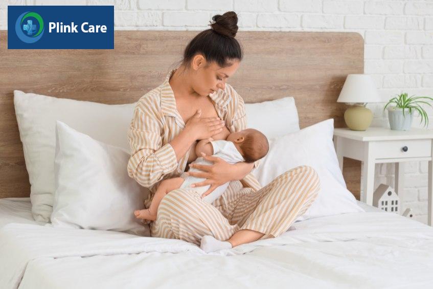 cho trẻ bú sữa mẹ hoàn toàn trong 6 tháng đầu đời