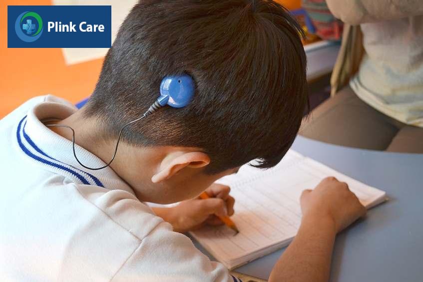 Cấy điện cực ốc tai cho trẻ