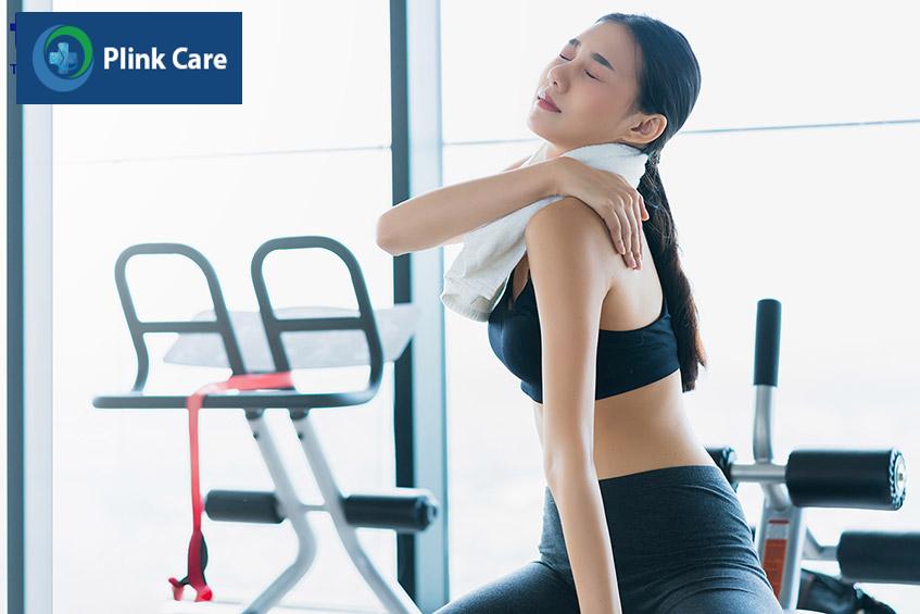 lưu ý trong tập luyện cơ vai