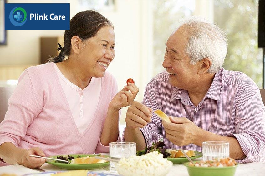 Chế độ ăn ít muối, giàu chất xơ giúp kiểm soát tốt tình trạng tăng huyết áp