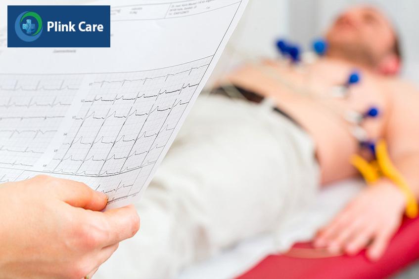 Nằm thằng và thư giản khi đo ECG