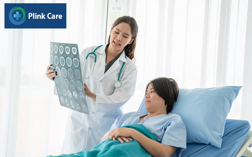 khám bệnh nhồi máu não