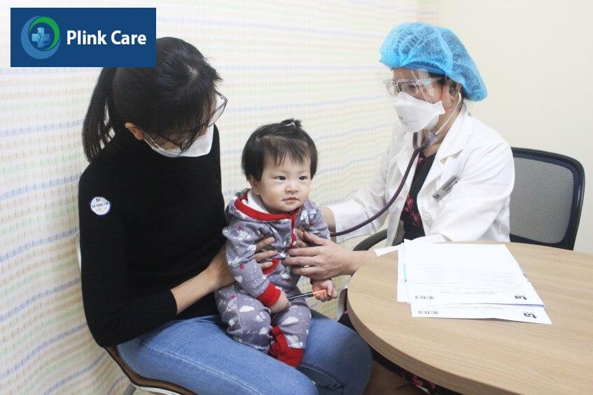 khám cho bé tại PlinkCare