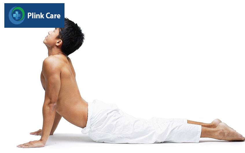 tư thế rắn hổ mang