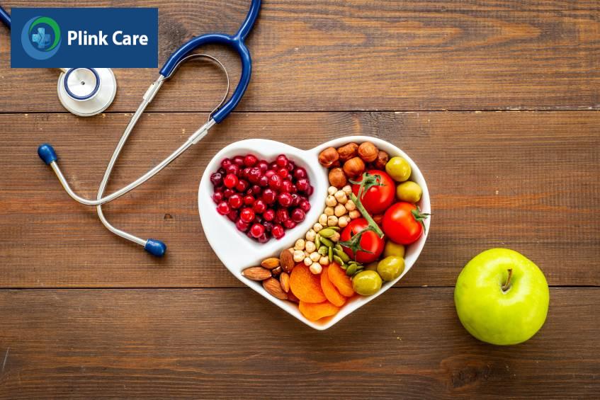Chia nhỏ khẩu phần ăn, ưu tiên nhóm rau củ, trái cây 