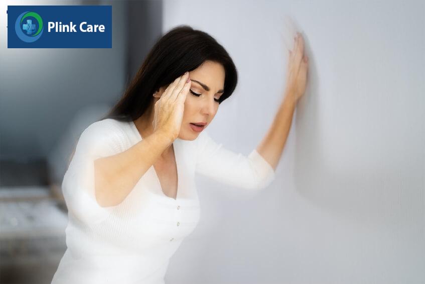 nhức đầu chóng mặt