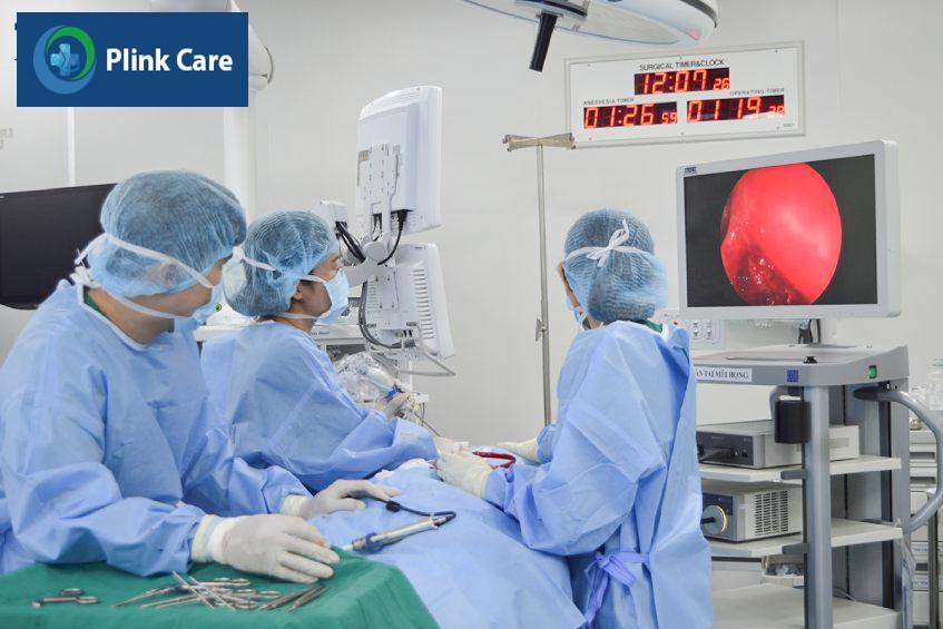 phẫu thuật điều trị viêm tai giữa ứ dịch
