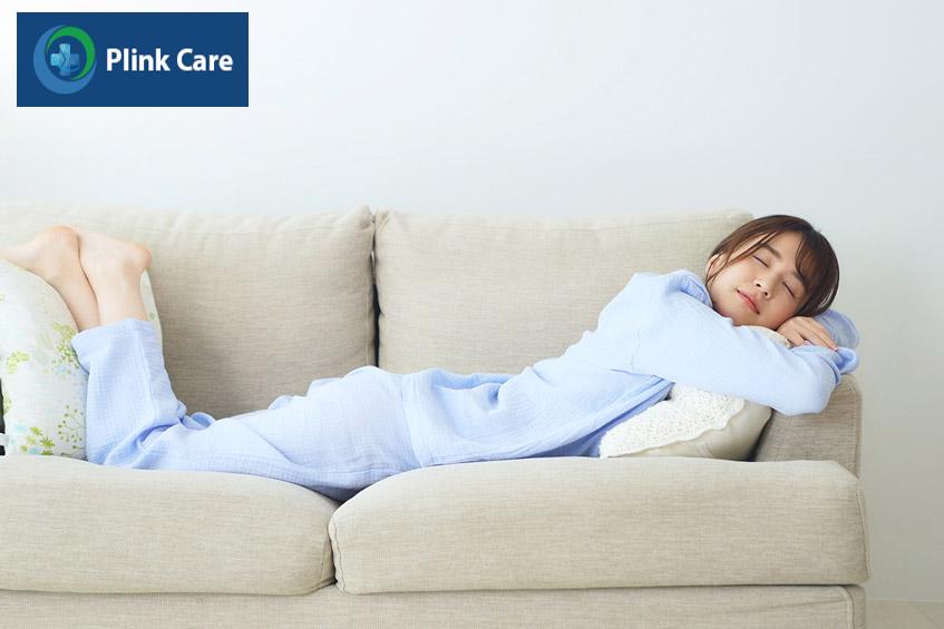 cần tránh nằm sấp khi ngủ
