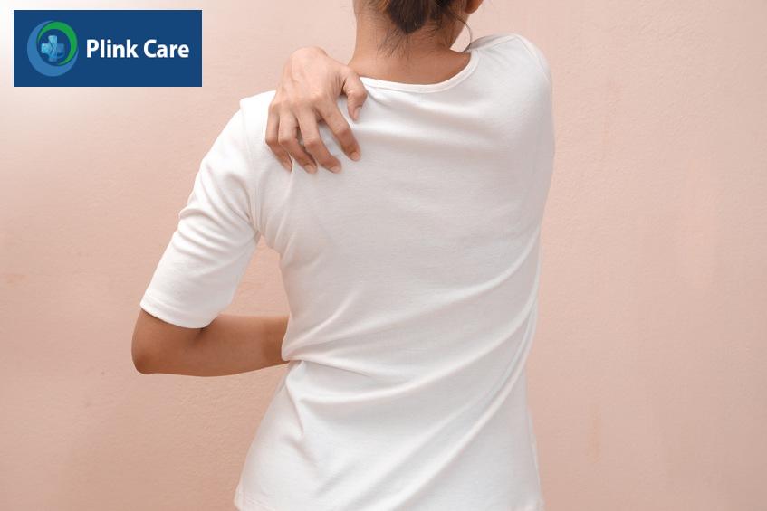 mụn trứng cá ở lưng có nguy hiểm không
