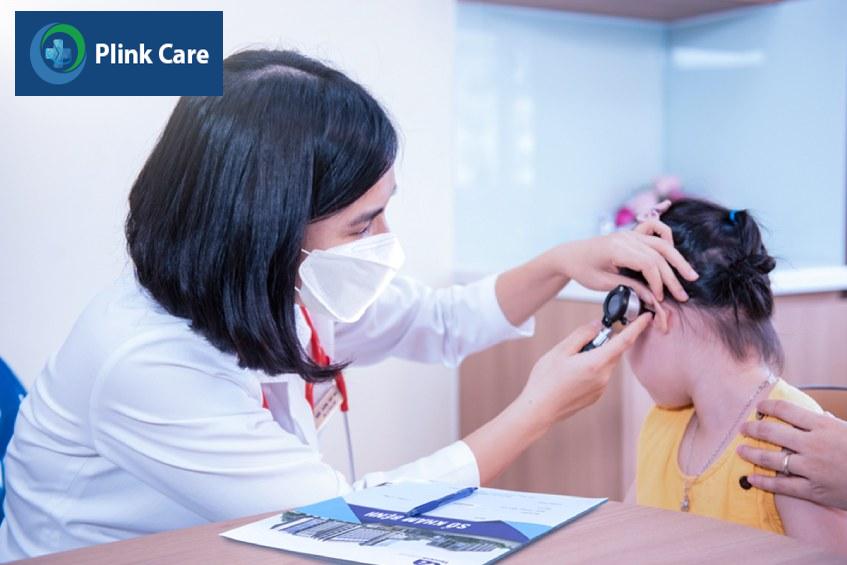 trẻ bị viêm tai giữa