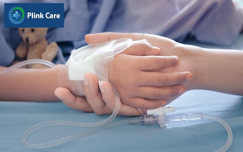 Trẻ sốt siêu vi cần được điều trị đúng cách