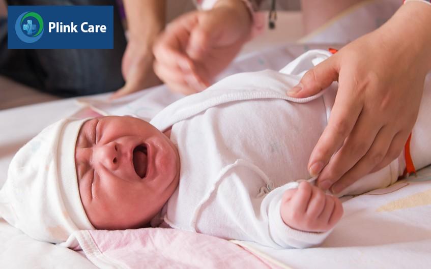 chăm sóc trẻ sơ sinh 4 tuần tuổi