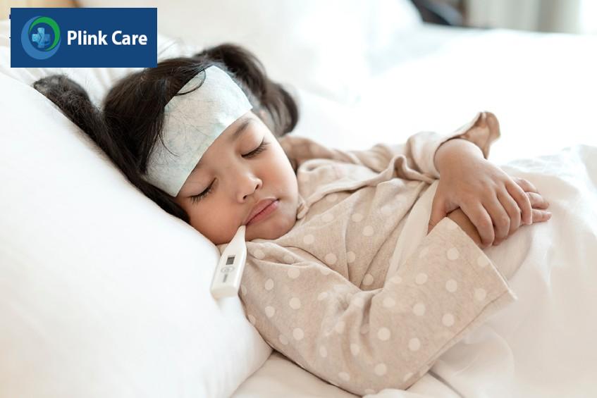 dấu hiệu trẻ bị viêm tai giữa