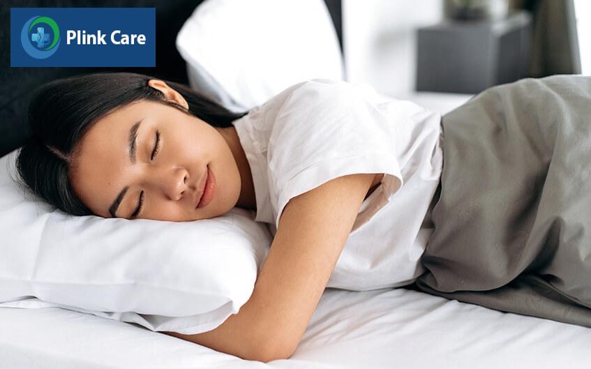ngủ đủ giấc điều trị đau đầu căng cơ