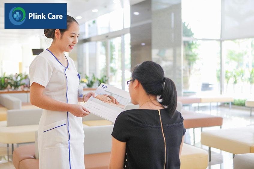 nhân viên bệnh viện Tâm Anh