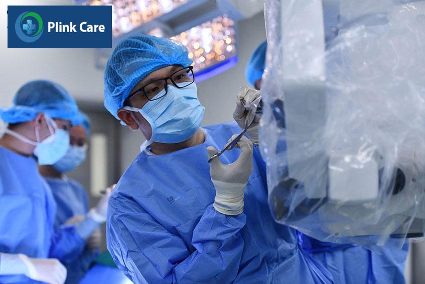 chuẩn bị thực hiện vi phẫu micro tese