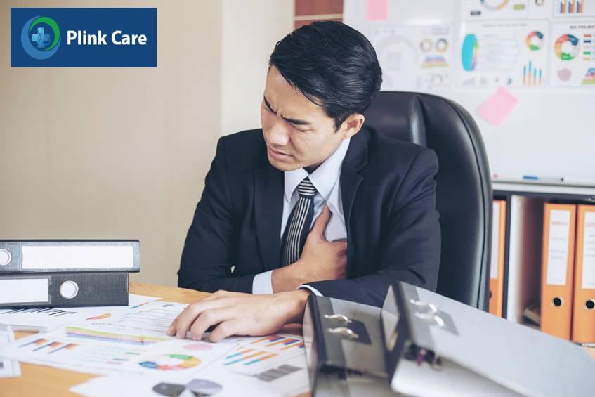 Đau ngực hay đau thắt ngực là những triệu chứng có liên quan đến máu nhiễm mỡ