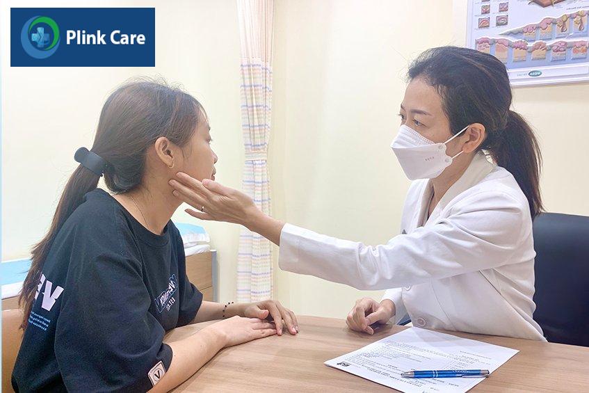viêm môi dị ứng khi nào cần gặp bác sĩ