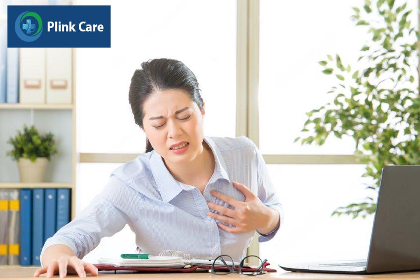 Bệnh hẹp van tim có thể gây khó khăn cho người bệnh khi thực hiện các công việc hàng ngày do các triệu chứng tiến triển dần