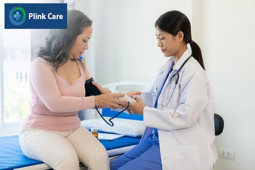khám và điều trị đau đầu mệt mỏi