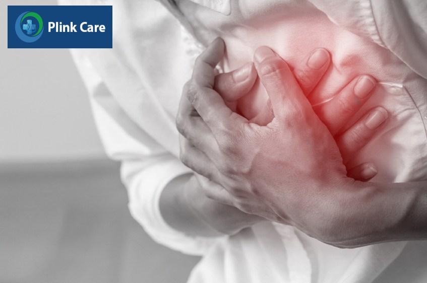 Người bệnh co thắt mạch vành có thể thấy đau dữ dội vùng dưới xương ức