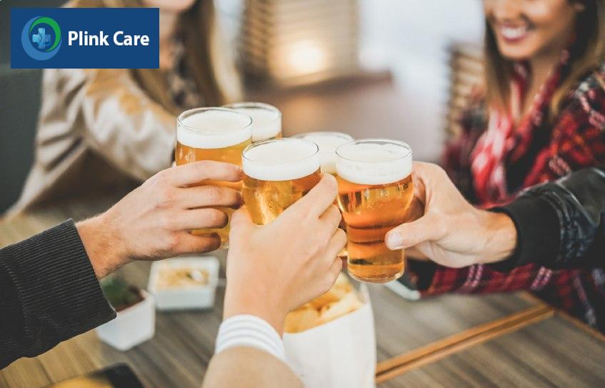 Uống rượu bia thường xuyên là yếu tố làm tăng nguy cơ bệnh mạch vành cũng như các bệnh lý tim mạch