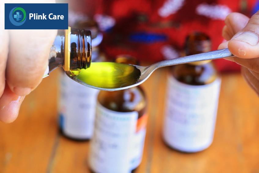 Bố mẹ có thể tham khảo ý kiến bác sĩ về một số loại thuốc