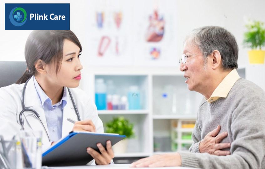 Bác sĩ hỏi bệnh sử, triệu chứng của người bệnh, kết hợp khám lâm sàng và kiểm tra cận lâm sàng để chẩn đoán bệnh cơ tim giãn