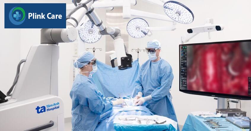 mổ u não bằng robot tại PlinkCare