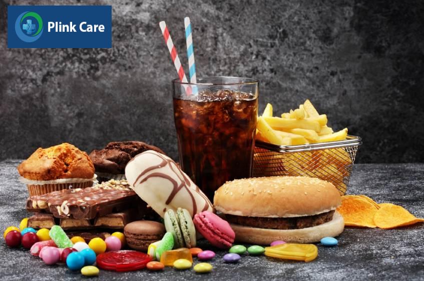 Những món ăn nhiều đường là một trong các thực phẩm người bệnh rối loạn mỡ máu nên kiêng