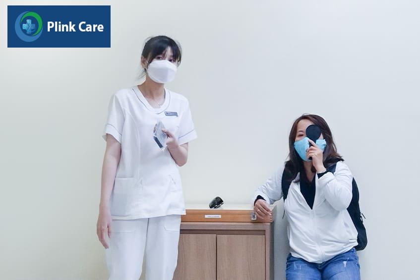 bị đau ở khóe mắt