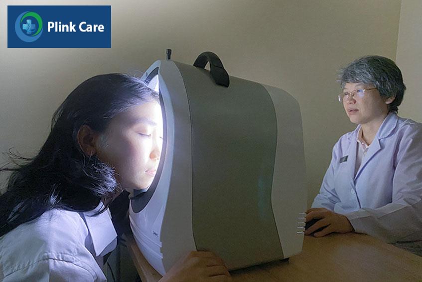 Điều trị mụn bằng công nghệ cao như soi da, laser, peel da hóa học,... là một bước tiến nổi bật trong ngành thẩm mỹ y khoa