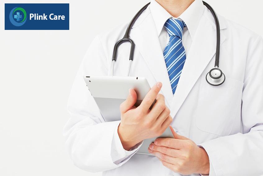 Nên đi khám sớm nếu ngứa bao quy đầu đi kèm với biểu hiện bất thường