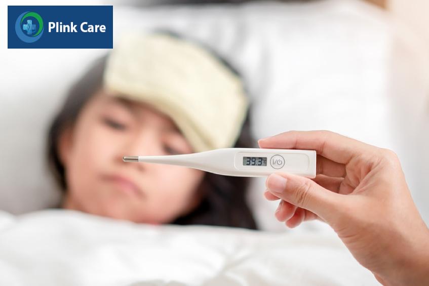 Trẻ sốt cao cần được uống thuốc hạ sốt