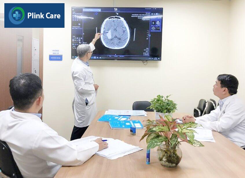 hội chẩn điều trị đột quỵ xuất huyết não