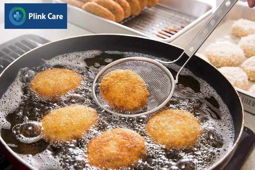 Hạn chế đồ chiên rán nhiều dầu mỡ sau điều trị dị dạng mạch máu não