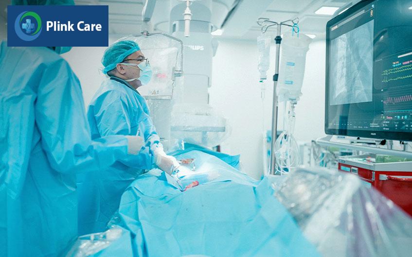 Bác sĩ thông tim chẩn đoán bệnh tim bẩm sinh
