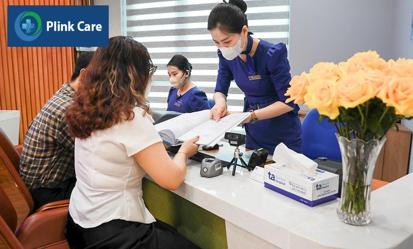 Khách hàng được hỗ trợ về thủ tục cũng như các giấy tờ cần có khi điều trị IVF