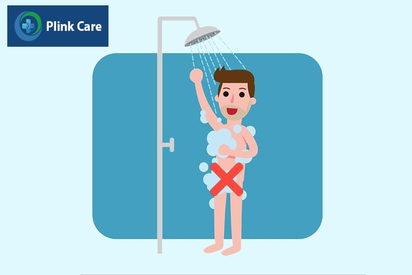 kiêng tắm sau khi cắt bao quy đầu