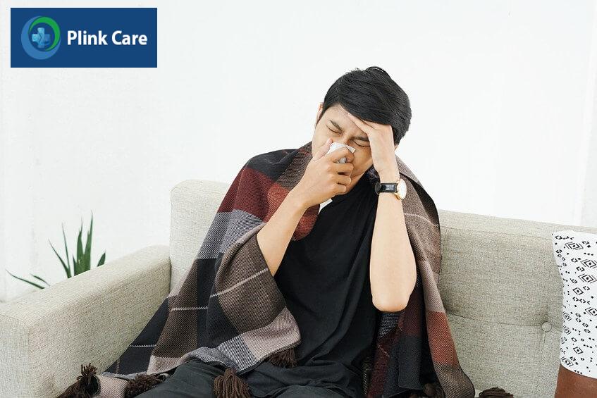 bị sốt nóng lạnh đau đầu