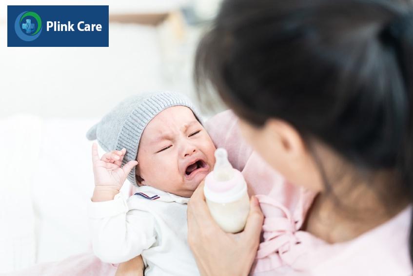 Cho trẻ bú sai cách có thể khiến trẻ bị sặc sữa