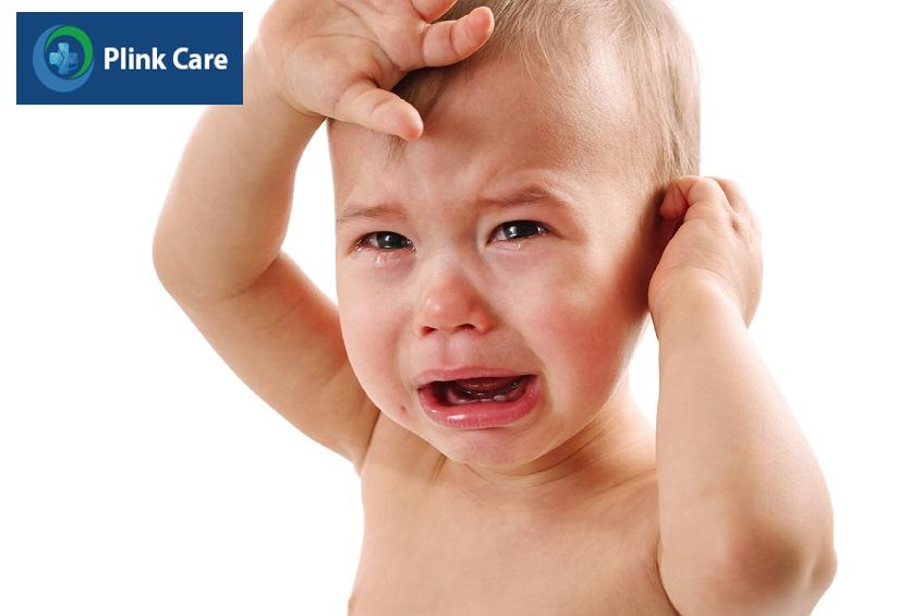 dấu hiệu tai bị nhiễm trùng ở trẻ