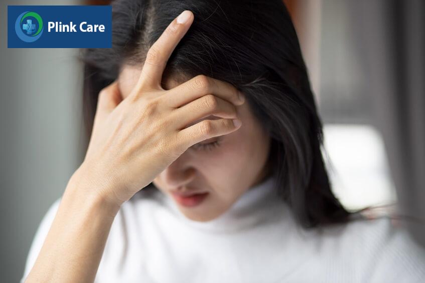 triệu chứng đau đầu khó thở