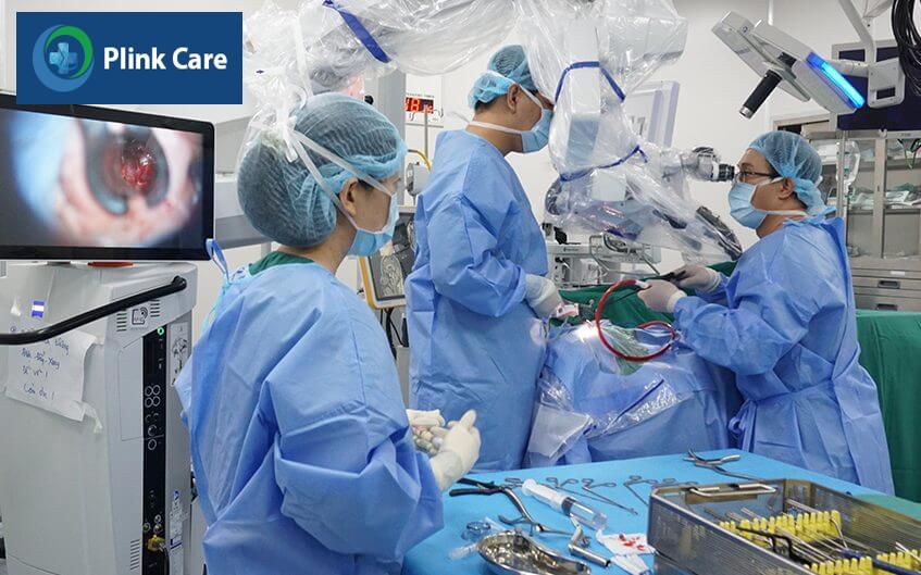 mổ u tủy sống ở PlinkCare