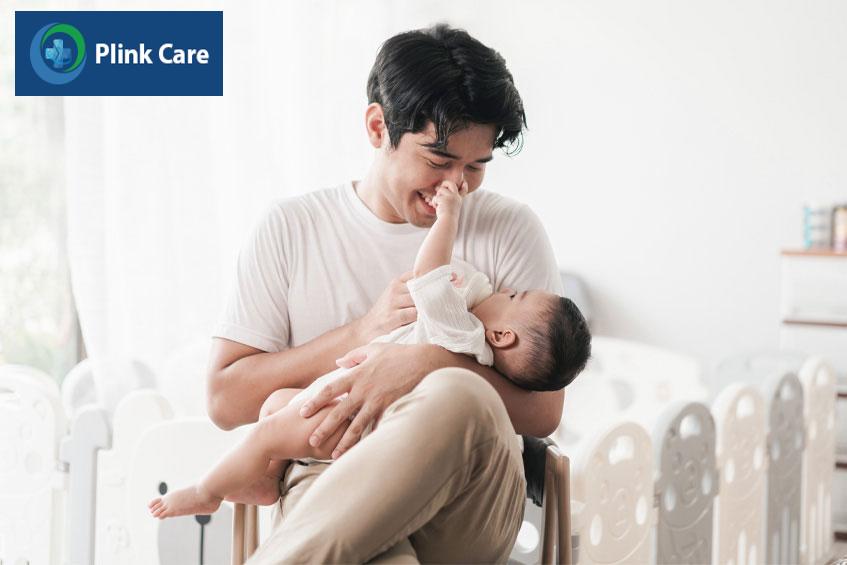 chồng có thể hỗ trợ cho con bú
