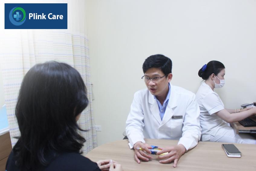 đau một bên ngực