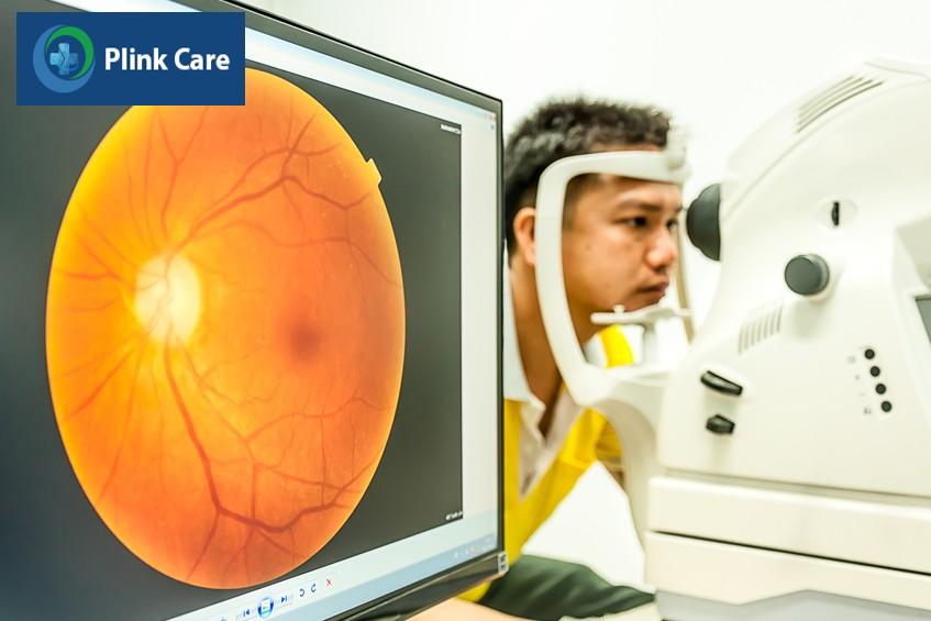 soi đáy mắt trực tiếp giúp bác sĩ có cái nhìn tổng quan về tình trạng bệnh