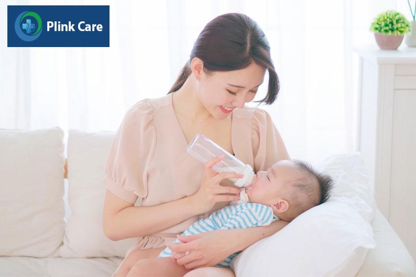 sử dụng tay để vắt sữa